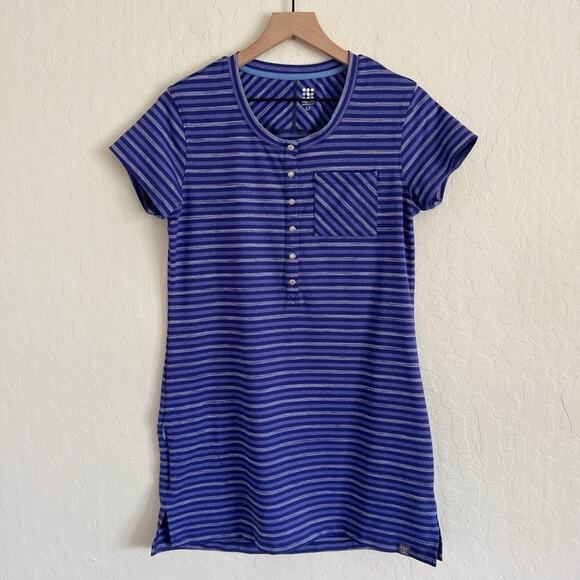 Title Nine Selkie Tunic Shirt Dress size Medium Purple Stripes Active Outdoor - Picture 1 of 8